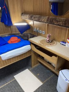 LOTOSS cabin 1